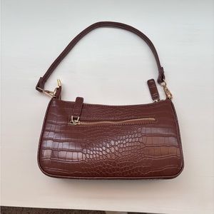 Brown shoulder purse